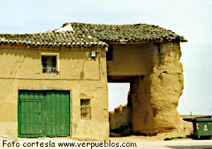 Desaparecida puerta de Sta. Ana